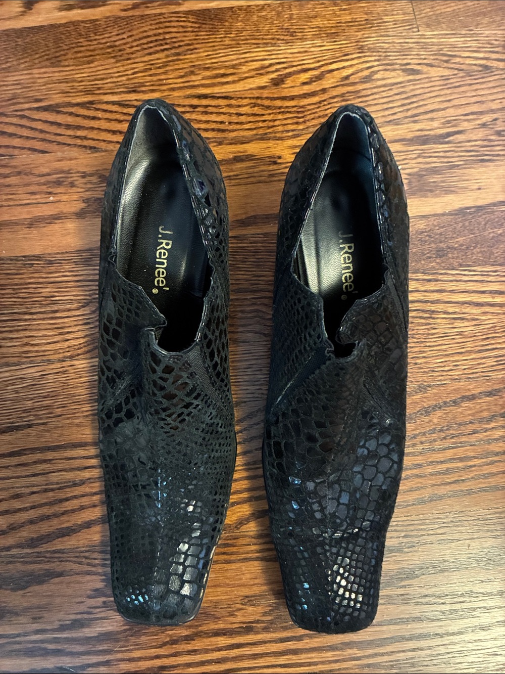 J.Renee women’s  Black Croc-Embossed Slip-On boots size 7.5